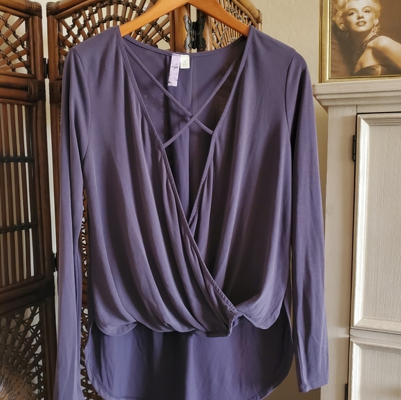 ALYA SUEDED BLOUSE SZ Sm - Picture 3 of 11
